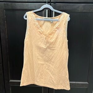 Croft & Barrow ladies tank top. Size M